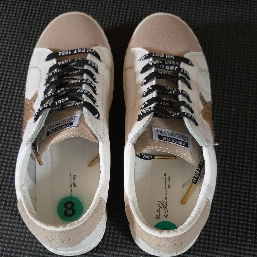 Vintage Havana Women's White and Brown Star Sneakers - Picture 4 of 10